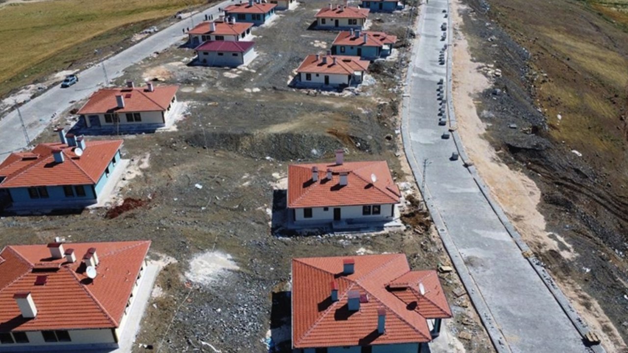 İslahiye'de Depremzedeler Yeni Evlerine Kavuşuyor