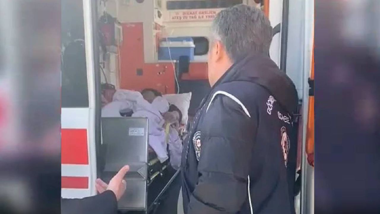 Ambulans kullanarak kaçak göçmen taşıdılar