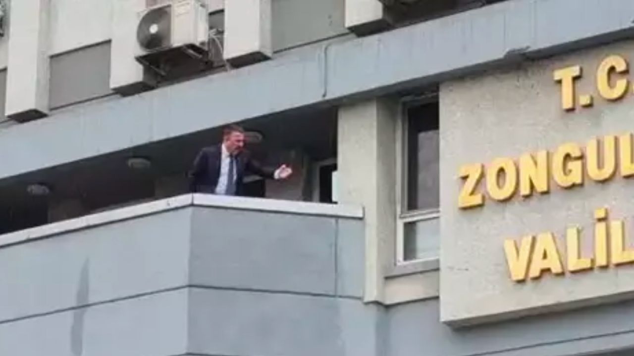 Zonguldak Valisi, 18 Mart töreninde CHP'lileri hedef alarak makam odası balkonundan bağırıp elektrikleri kestirdi