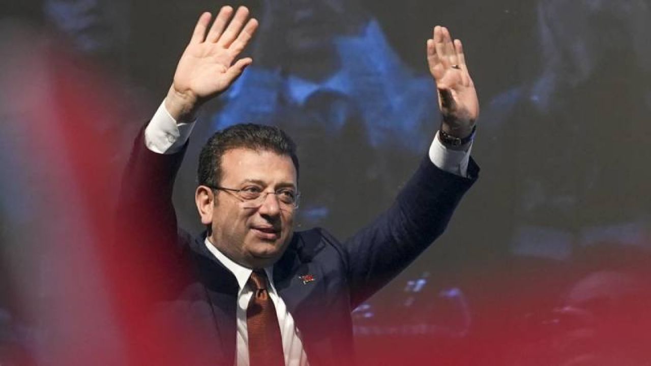 Ekrem İmamoğlu'nun yıllar önceki türküsü viral oldu